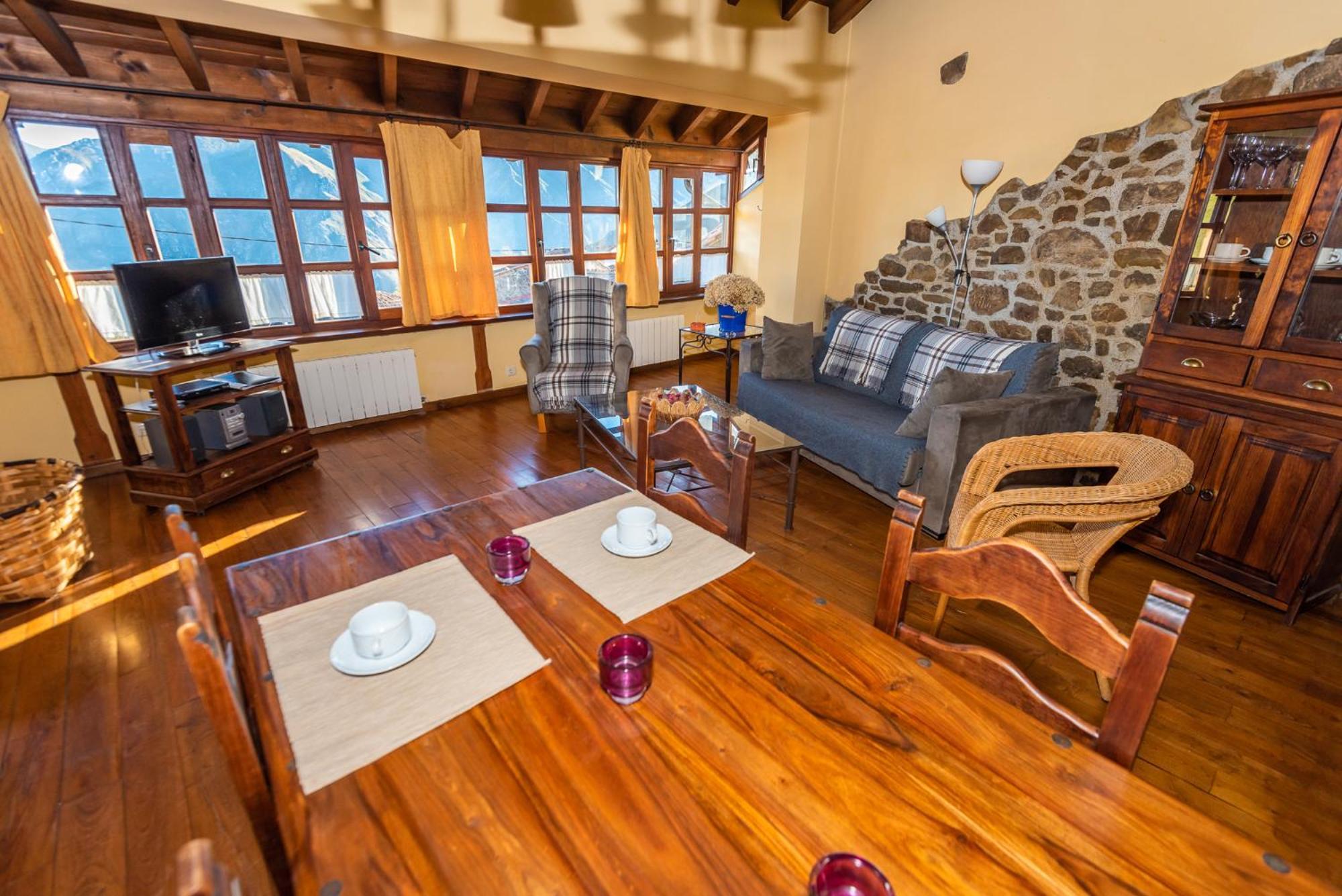 Casa De Ligueria Pension Rozapanera Buitenkant foto